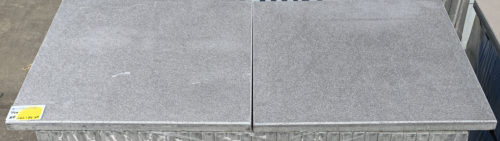 Beton tegel - gecoat - 60x60x4 B-keus Gestraald antraciet Art 542174