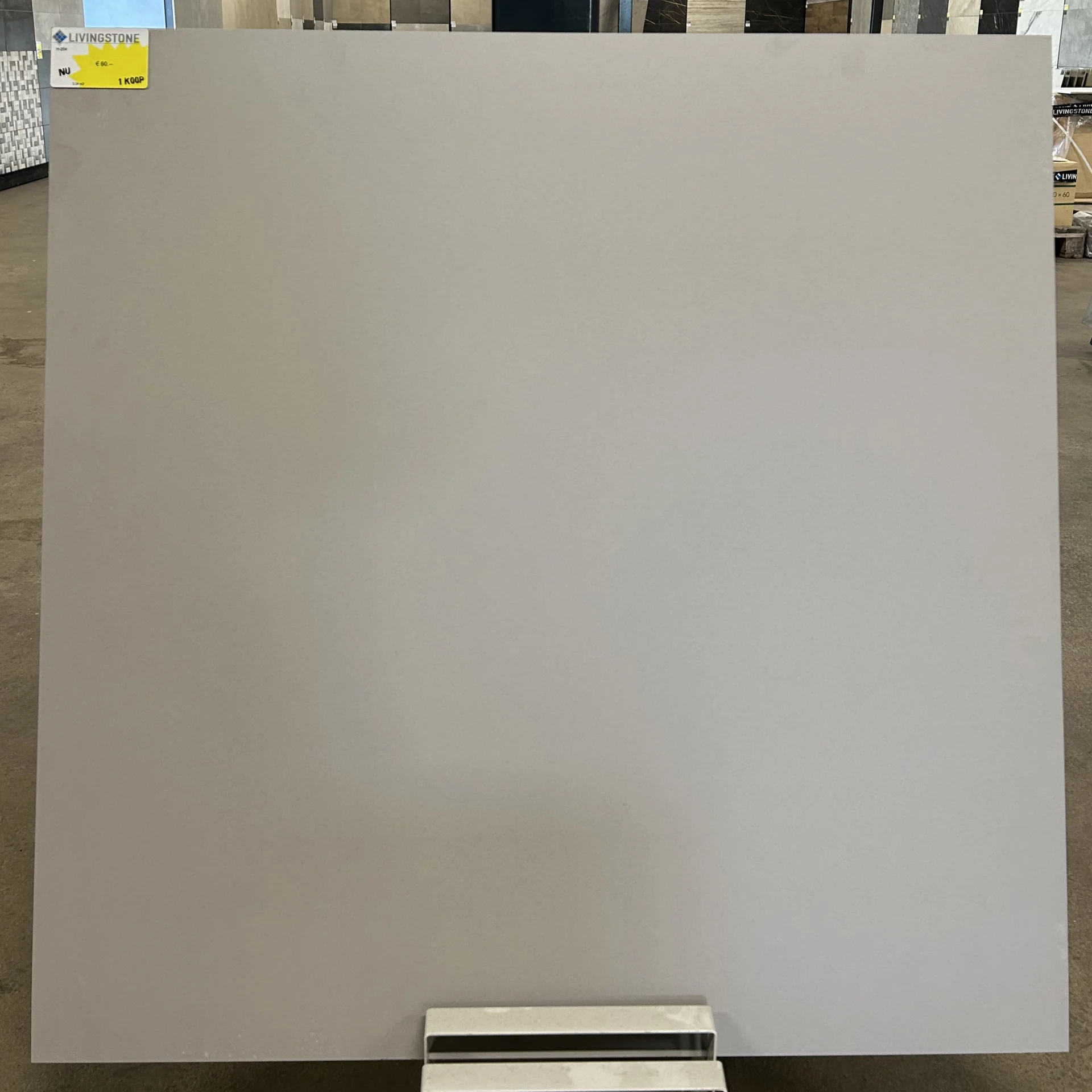 H204 - 90x90 - Argenta carpenter pearl - 1 koop - 3,24 m2 - €60