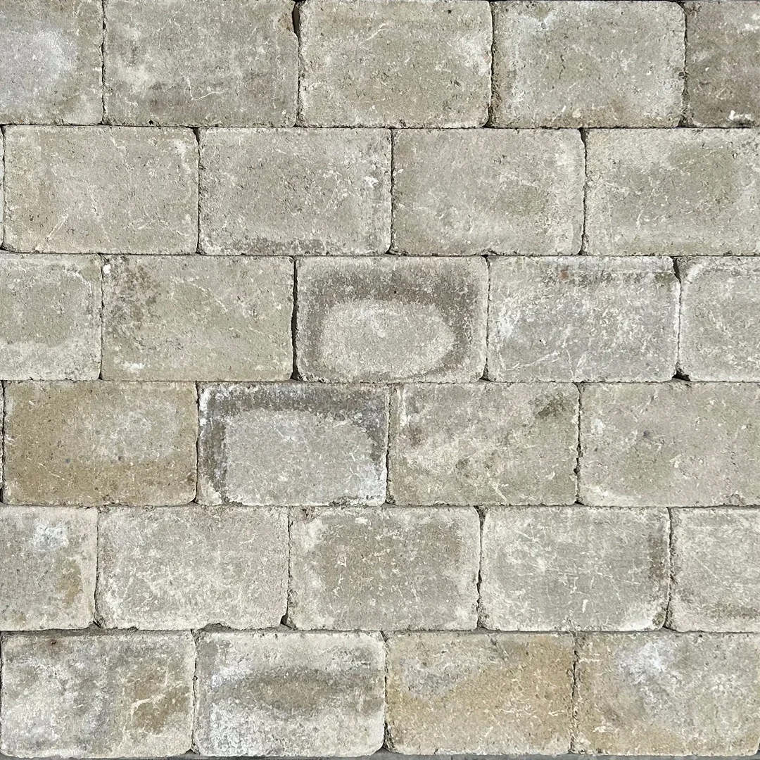 Trommelsteen - blanco- 15x22.5x6 - €19,95 pm2