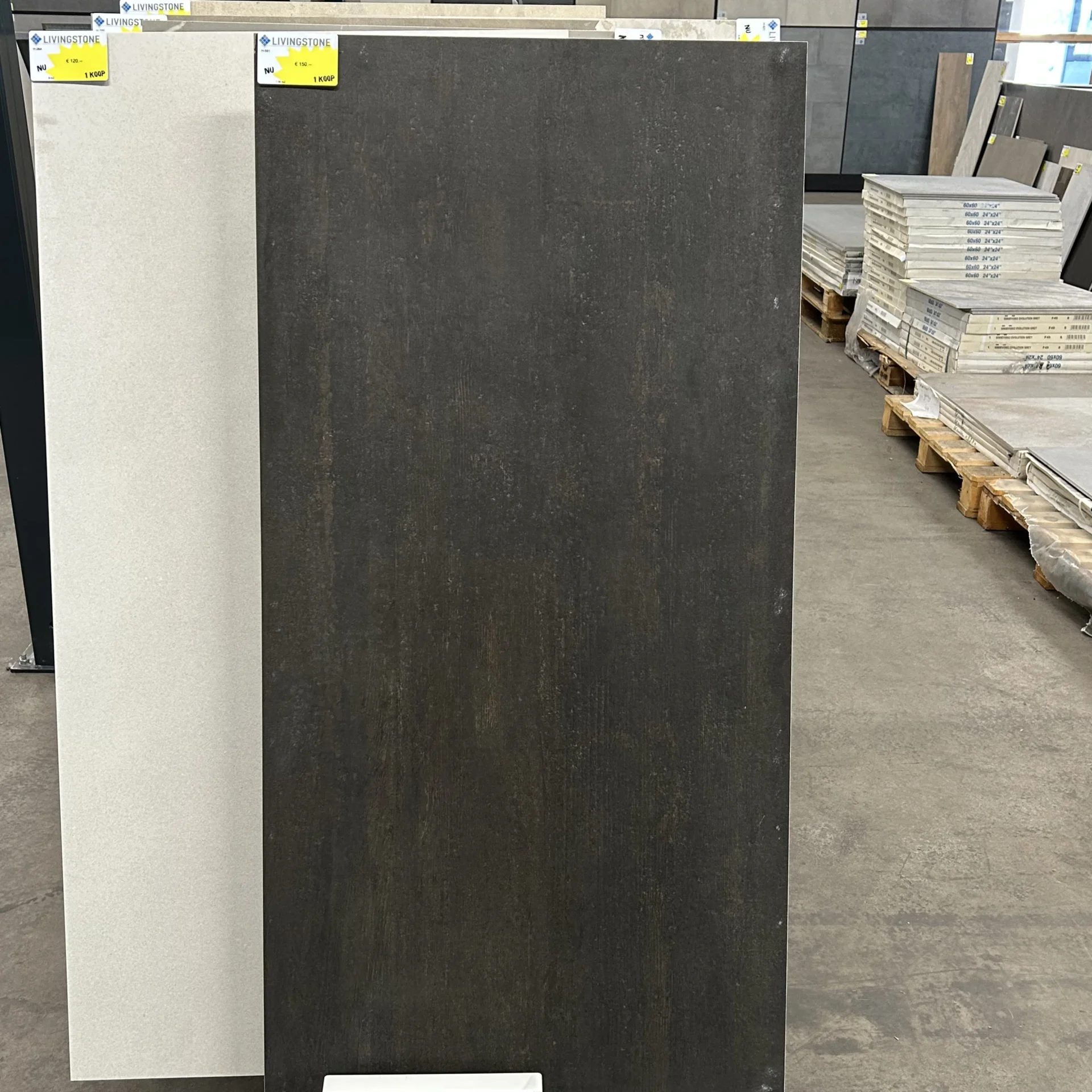 H591 - 60x120 - 1 koop - 7,90m2 - €150