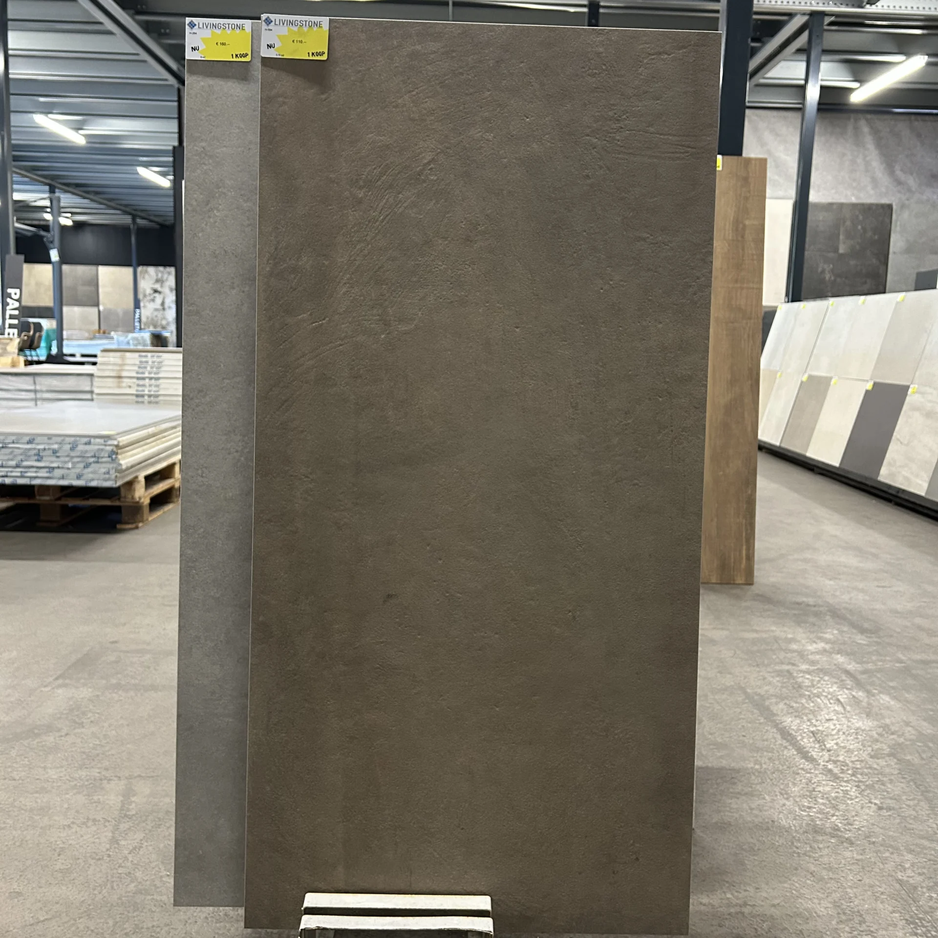 H594 - 60x120 - 1 koop - 5,76m2 - €110